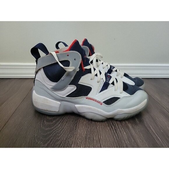 Nike Jordan Jumpman Two Trey Olympic Mens Sz 9 White Midnight Navy No Box - Picture 1 of 8